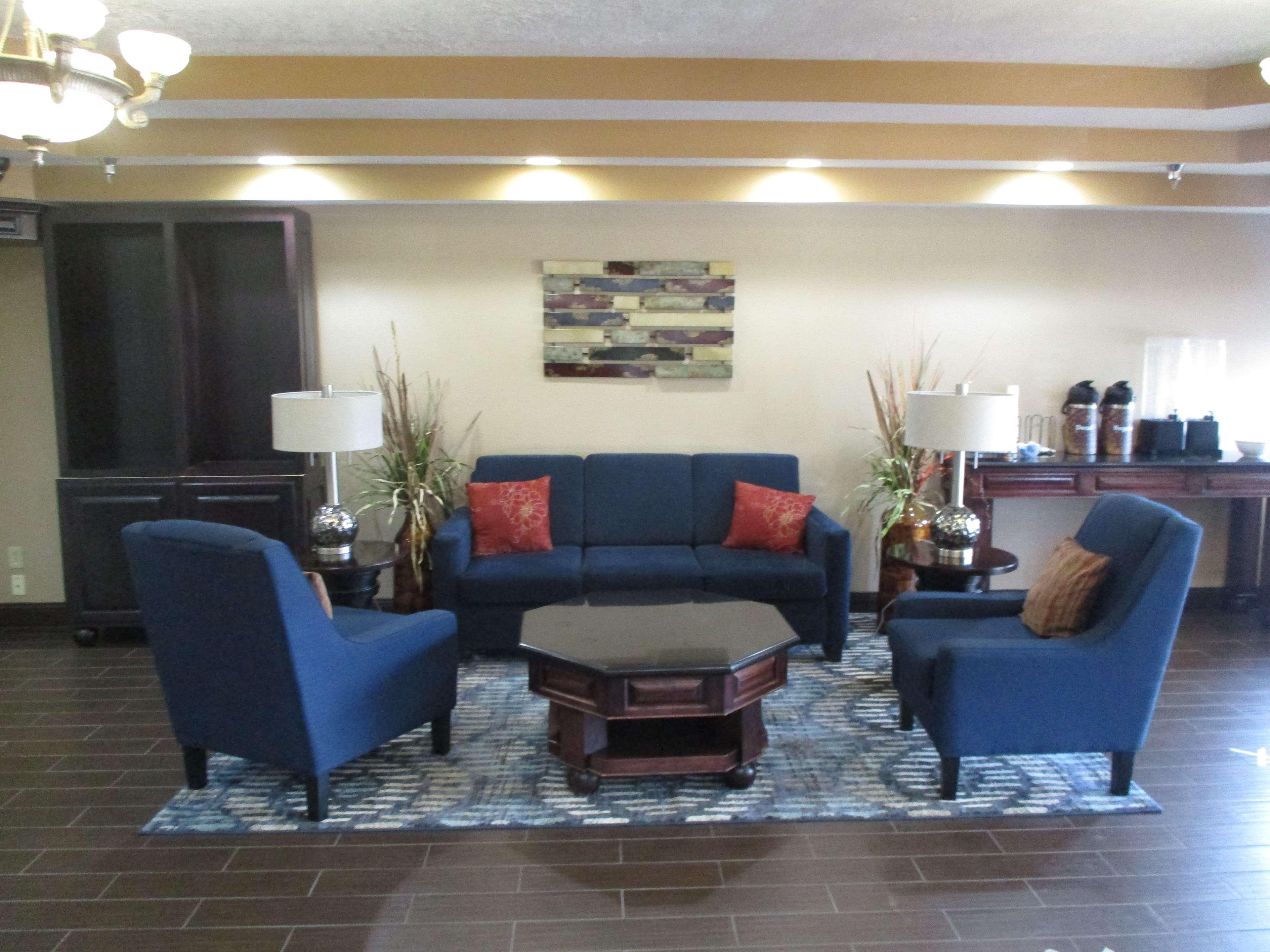 Best Western Emporia Inn Bagian luar foto